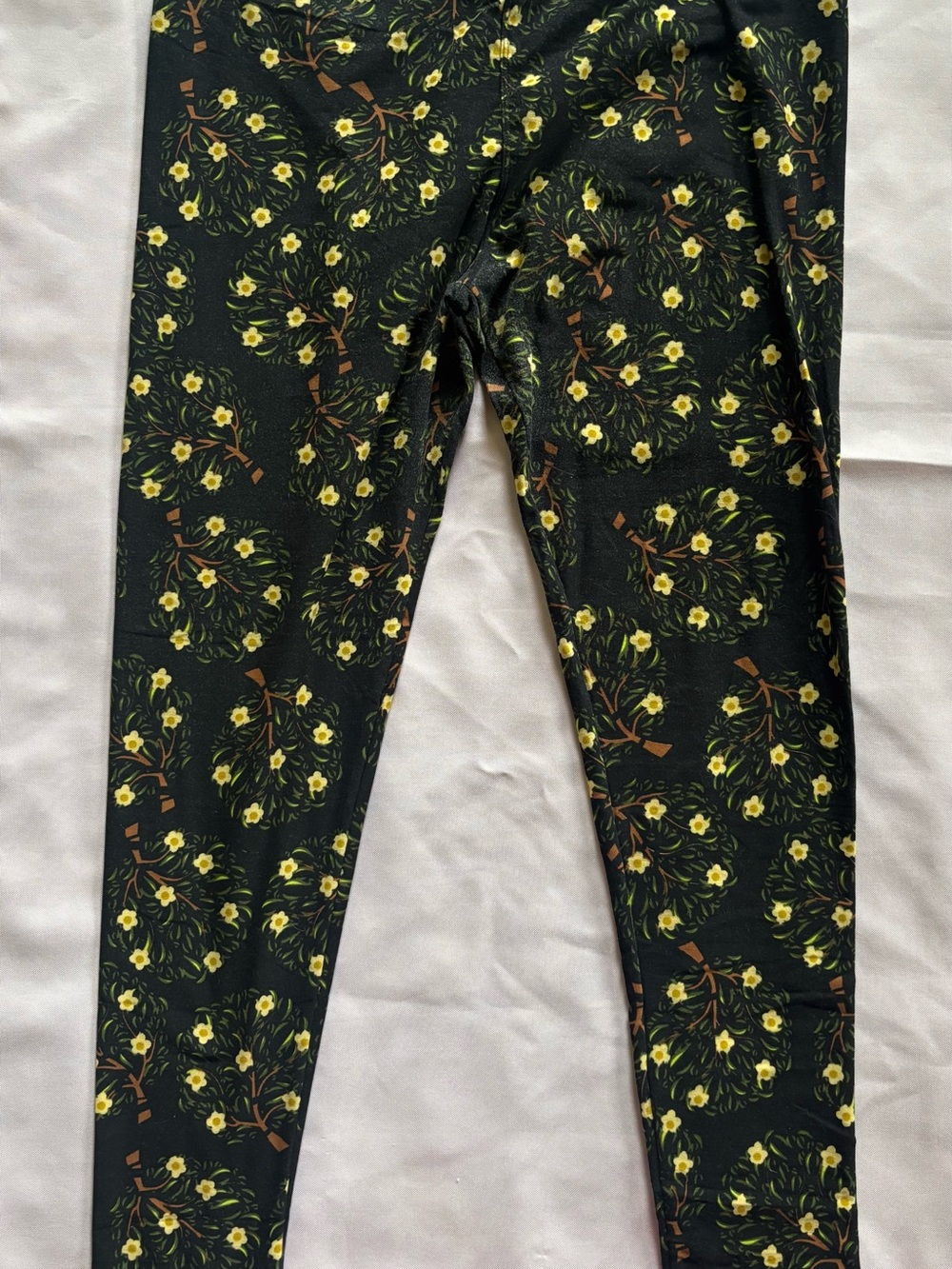 LuLaRoe Black Leggings with Floral Tree Print TC